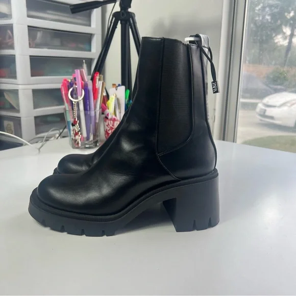 Zara Block Heel Platform Ankle Chelsea Boot Lug Sole Black Size 37 US 6.5 NWT - Picture 6 of 10